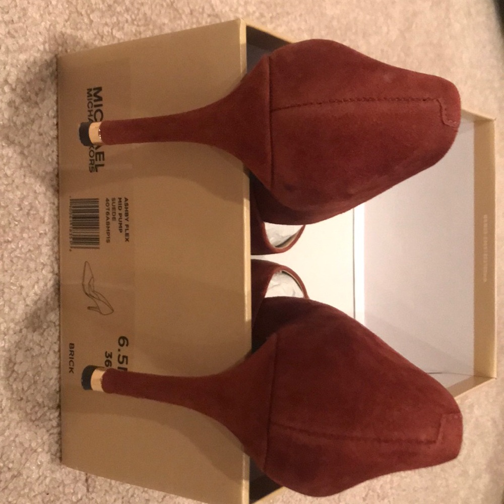 Michael Kors Kitten Heel